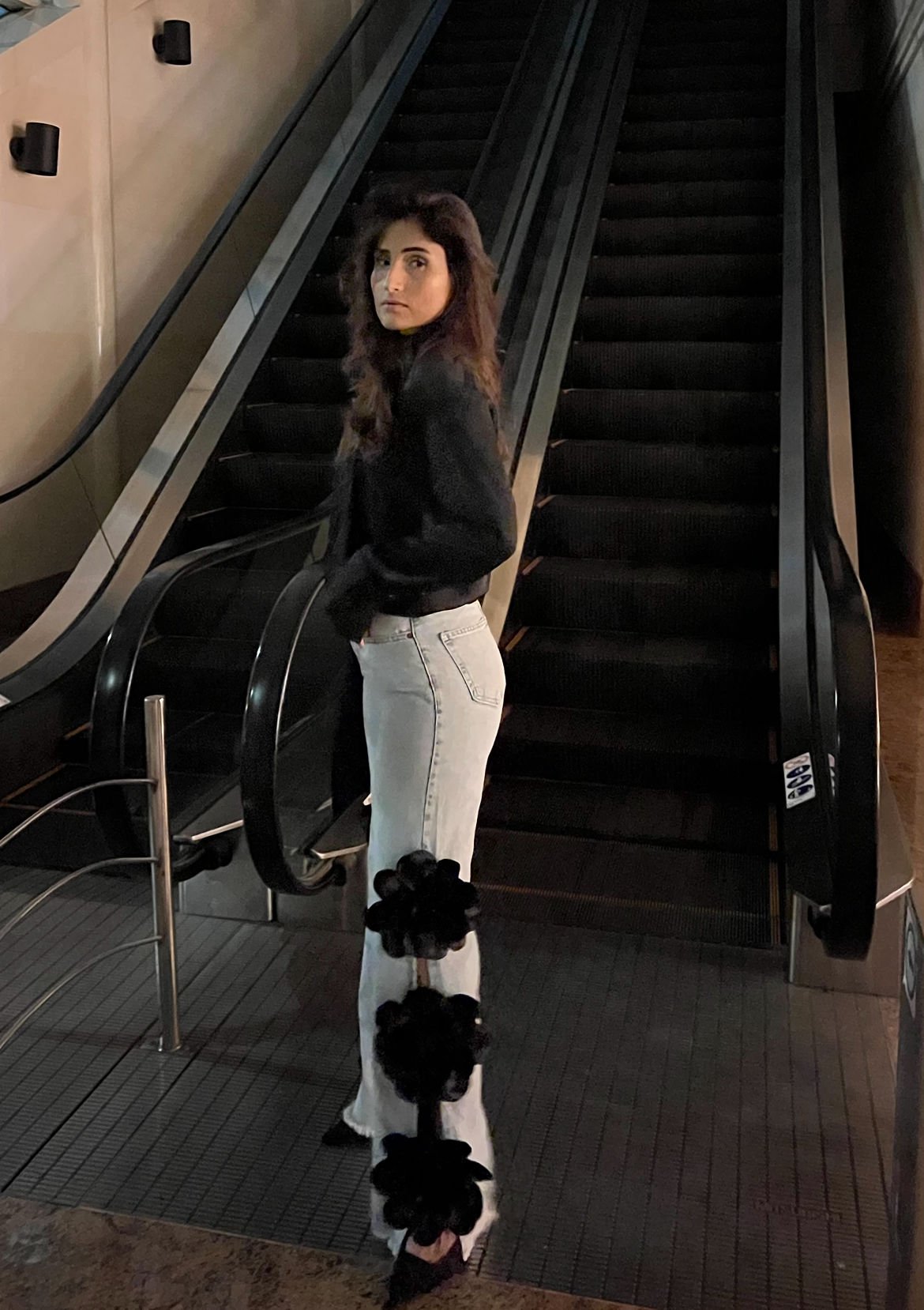 TASARIM GÜLLÜ JEANS