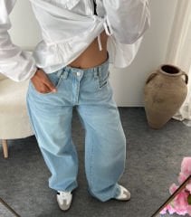 BUZ JEANS
