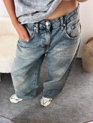 AREN JEANS