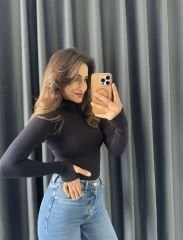 Massi Boğazlı Body Siyah