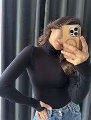 Massi Boğazlı Body Siyah
