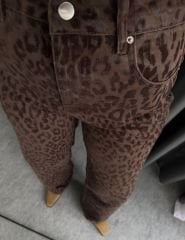 Leopar Jeans