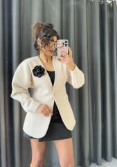 Belden Oturtmalı Kaşe Blazer Krem