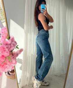 STRAIGHT JEANS